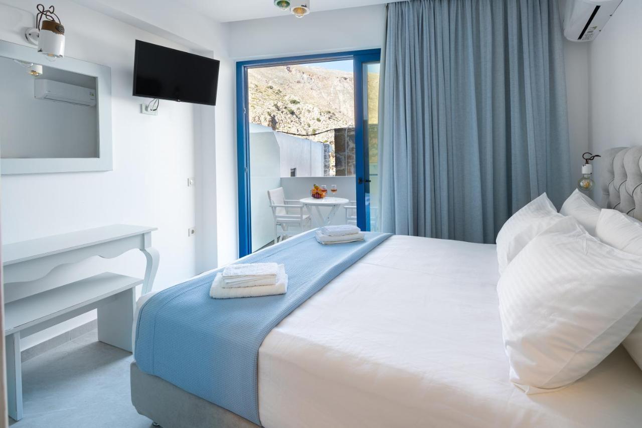 Molos Apartments Лутро Екстериор снимка