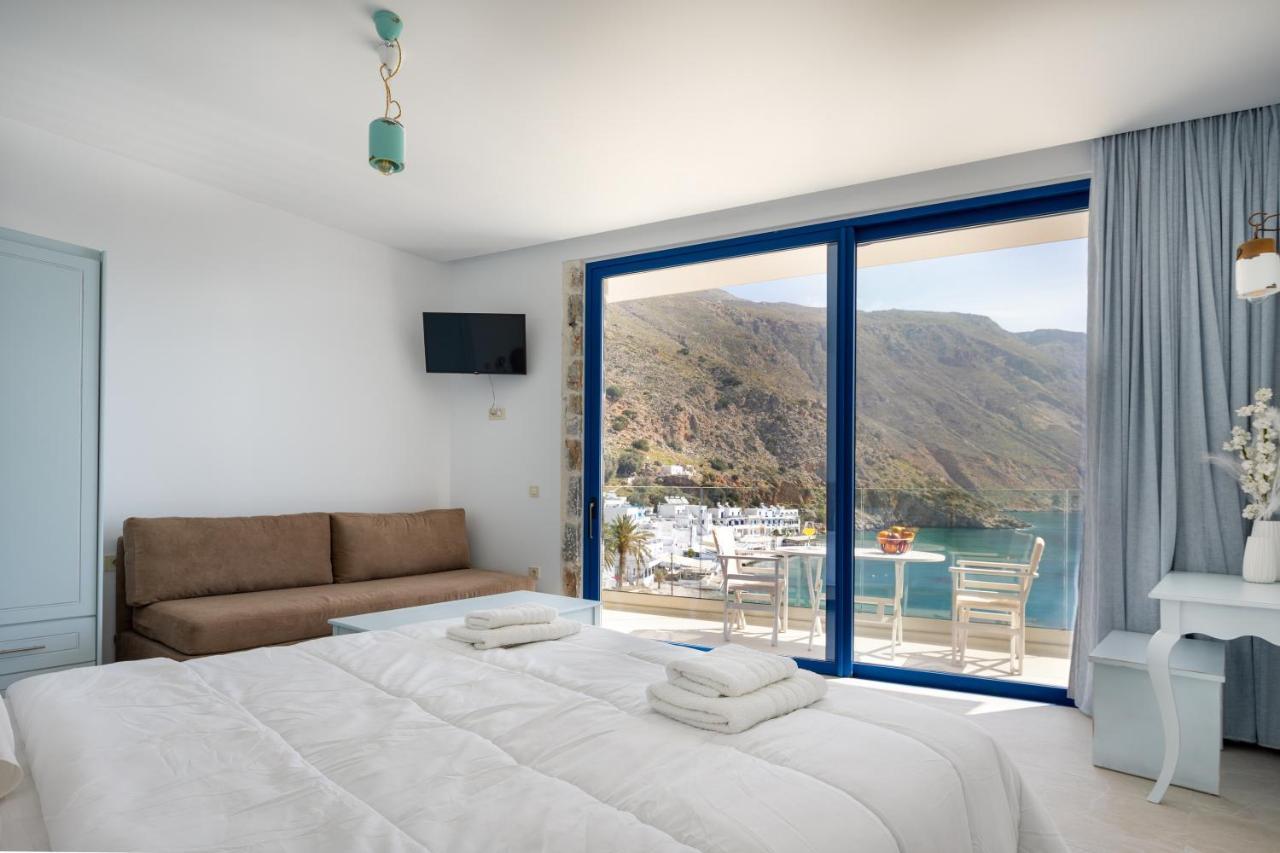 Molos Apartments Лутро Екстериор снимка