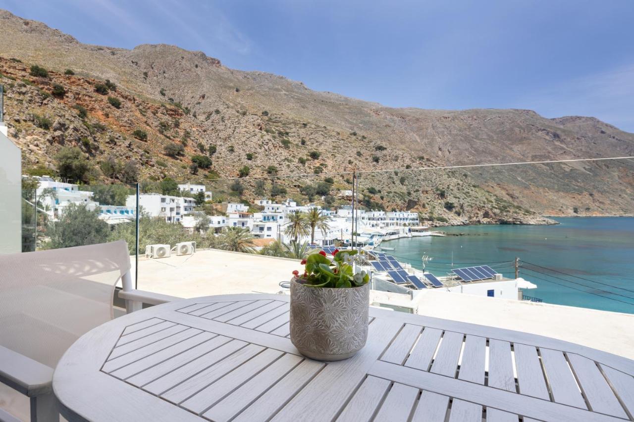 Molos Apartments Лутро Екстериор снимка